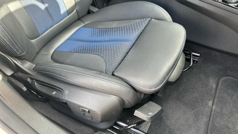 BMW 2 Series 218i [136] M Sport 4dr DCT [Pro Pack] Petrol Saloon